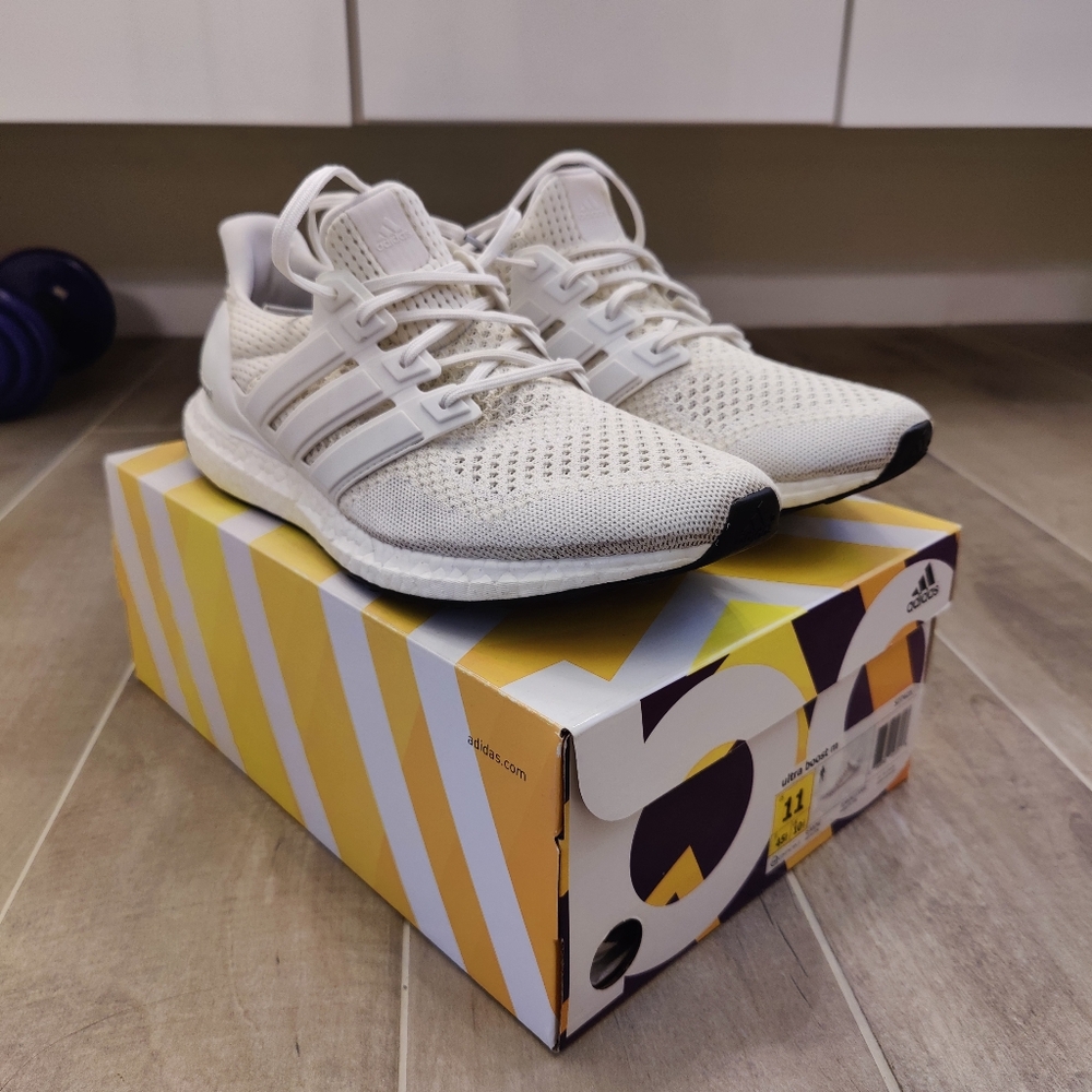 adidas Ultraboost core white